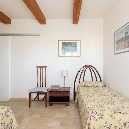 Podere Terrerosse Con Piscina Nell'entroterra Di ヴィラ