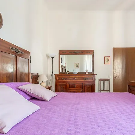 Podere Terrerosse Con Piscina Nell'entroterra Di Vila *