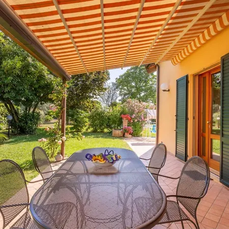 Podere Terrerosse Con Piscina Nell'entroterra Di