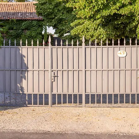 Podere Terrerosse Con Piscina Nell'entroterra Di Willa Rimini