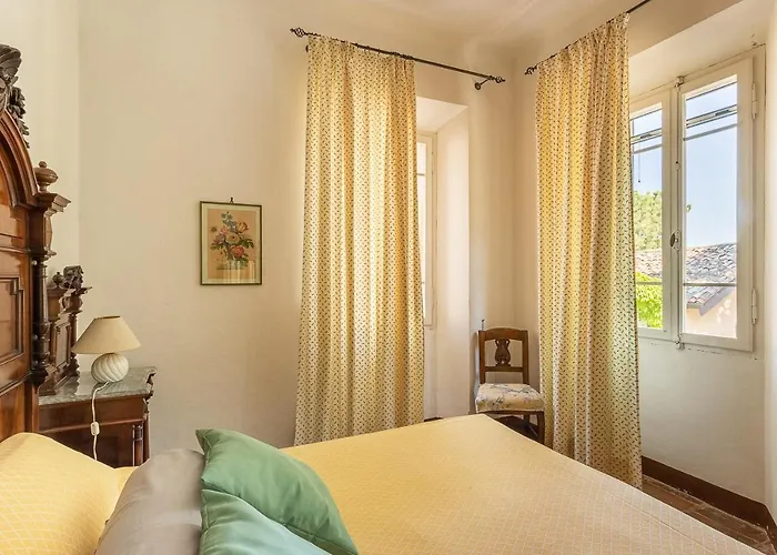 Podere Terrerosse Con Piscina Nell'entroterra Di リミニ