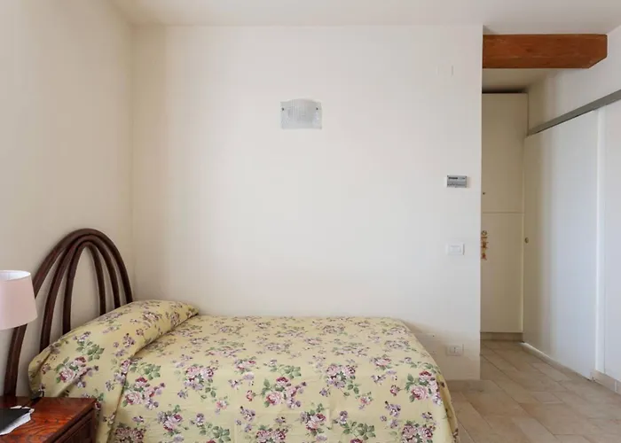 Podere Terrerosse Con Piscina Nell'entroterra Di *