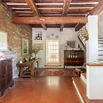 Podere Terrerosse Con Piscina Nell'entroterra Di