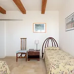 Podere Terrerosse Con Piscina Nell'entroterra Di فيلة