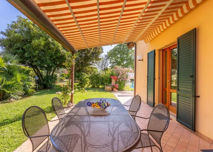 Podere Terrerosse Con Piscina Nell'entroterra Di