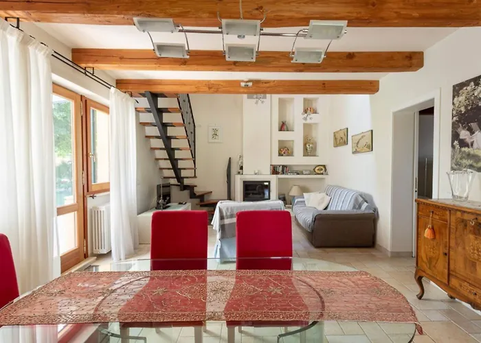 Podere Terrerosse Con Piscina Nell'entroterra Di Rimini